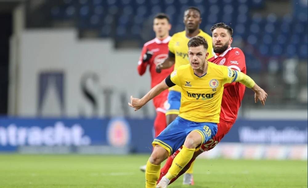 经让湖人和 经让湖人和