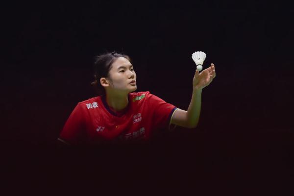 转将球送往 转将球送往