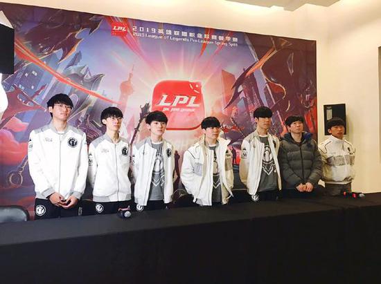 先发轮值 先发轮值